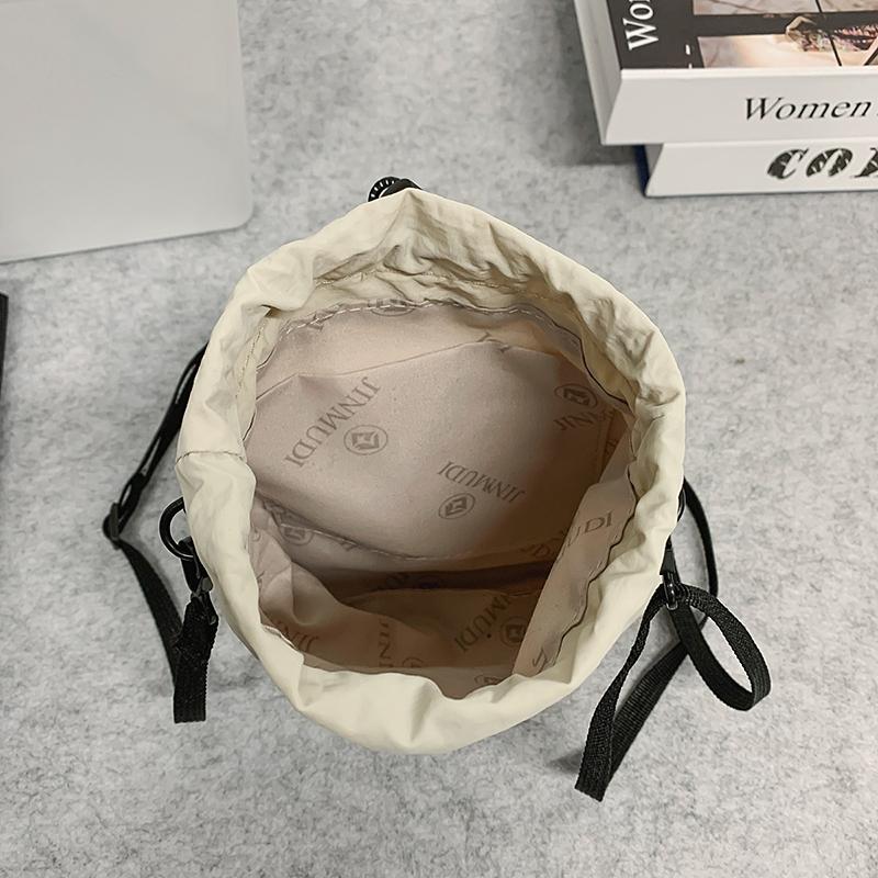 Women's Portable Sports Water Cup Bag Drawstring Nylon Crossbody Mini Mobile Phone Bag