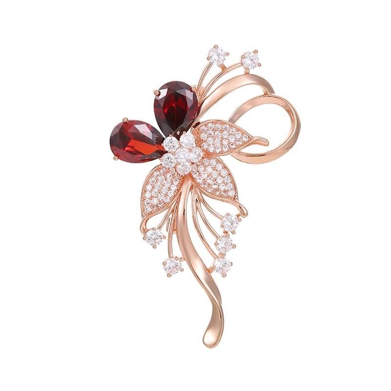 The "Brocade Flower Brooch" Features A Light Luxury Crystal Brooch Design and A Niche Anti-glare Pin