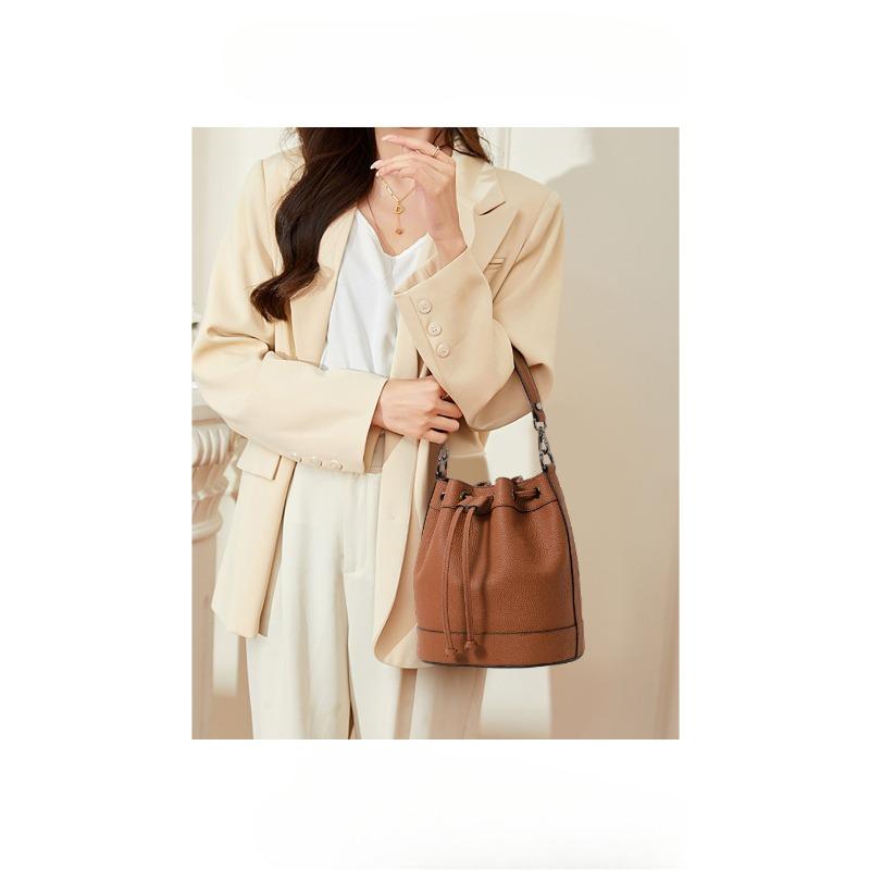 New Contrasting Color Drawstring Women's Bucket Bag Fashionable Texture Handbag Bag One Shoulder Crossbody Bag