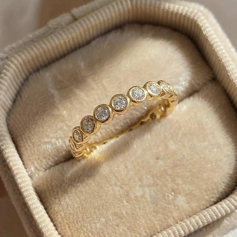 Silve Exquisite White Zircon Engagement Jewelry for Women's Fashion Finger Accessories Party Round Ring