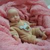 Lebensechte 6-Zoll-Handflächen-Wiedergeborene Baby-Mädchen-Puppe Levi Vollvinyl-Körper Geschlossene Augen Neugeborenen-Puppe Realistisches Dekompressionsspielzeug Baby-Puppen für Kinder Geburtstagsgeschenk