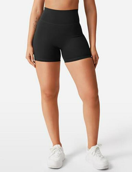 Hohe Taille Po-Hebende Schnelltrocknende Yoga-Shorts