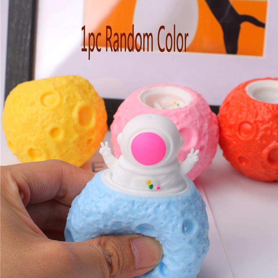 Multiple Types Pop Up Funnysqueeze Anti-Stress Toy Hide And Seek Figures Stress Relief Fidget Toys For Kids Adult