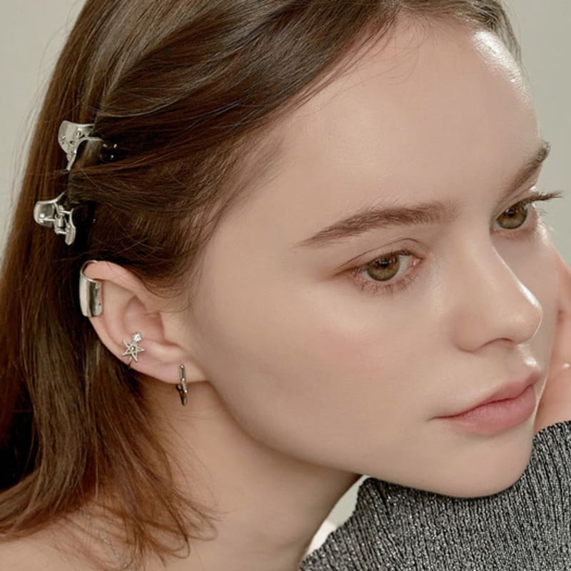 BESTY Leuchtender Stella Ohr-Cuff