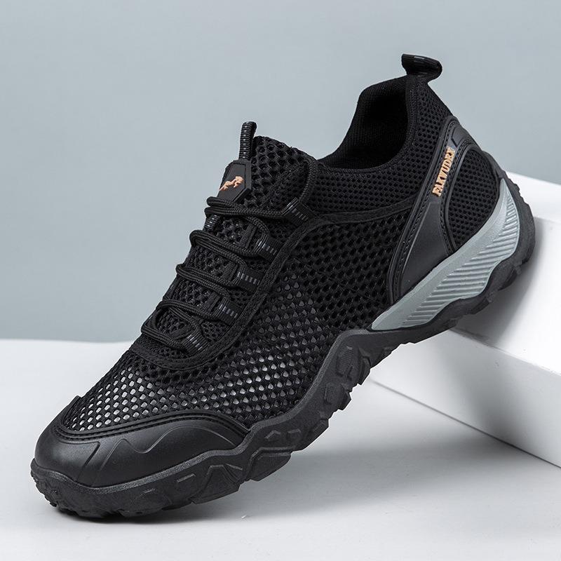 Shoes Men's Summer New Breathable Hollow Hole Shoes Outdoor Wading Shoes Large Size Men's Mesh Sneakers