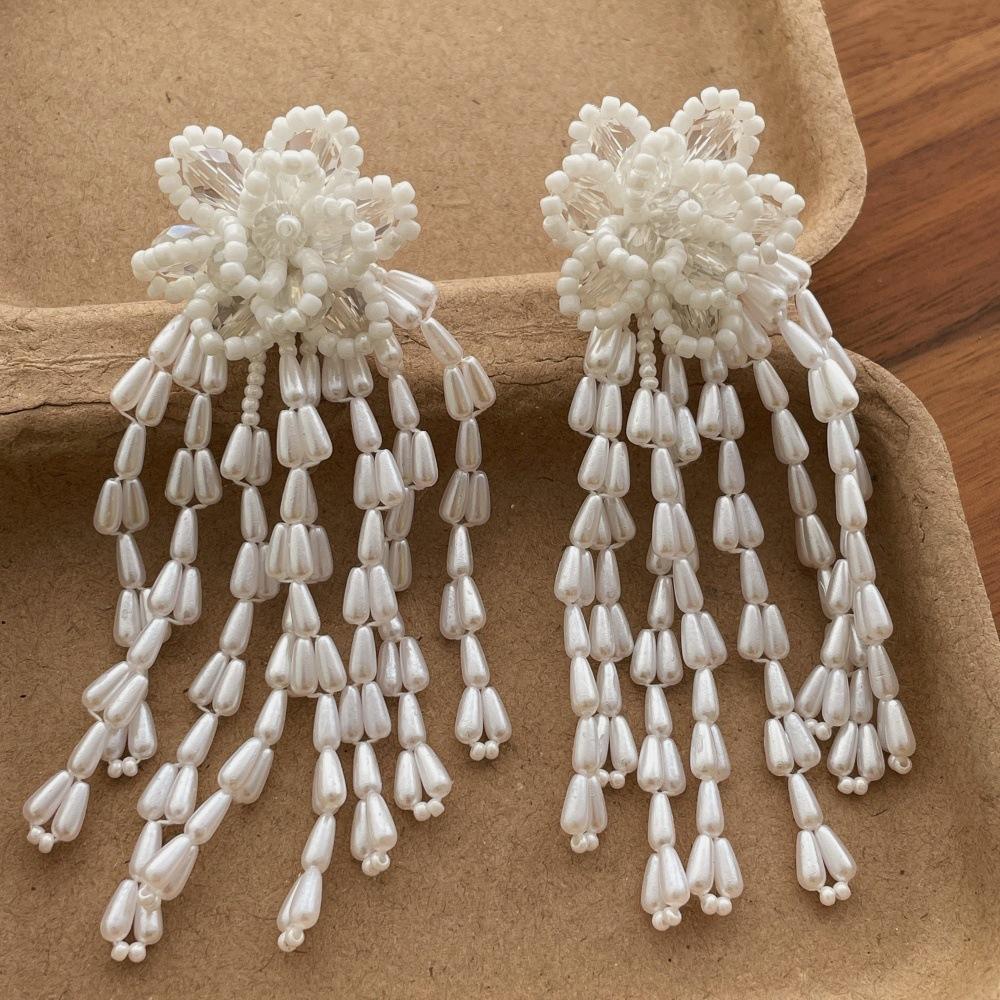 

INS Fashion White Color Miyuki Beads Imitation Pearl Strand Flower Long Tassel Drop Earrings for Women Holiday Jewelry белый
