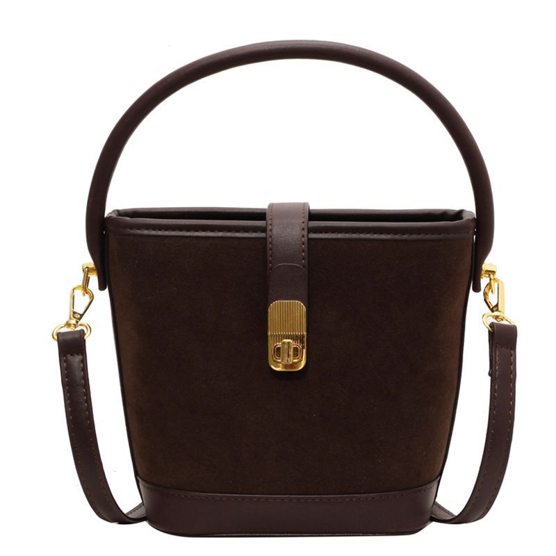 This Year, Popular Small Bags, Women's Bags, New Niche Retro Messenger Bags, High-end Matte Portable Bucket Bags.