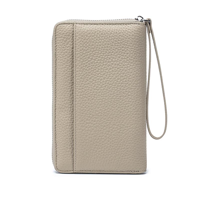 MDNGMDNG Women's RFID Blocking Leather Passport Wallet