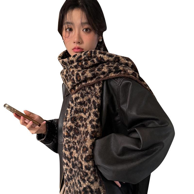 Zunsu Leopard Print Imitation Wool Double-Sided Scarf for Women - Warm, Fashionable, Retro Autumn/Winter Accessory