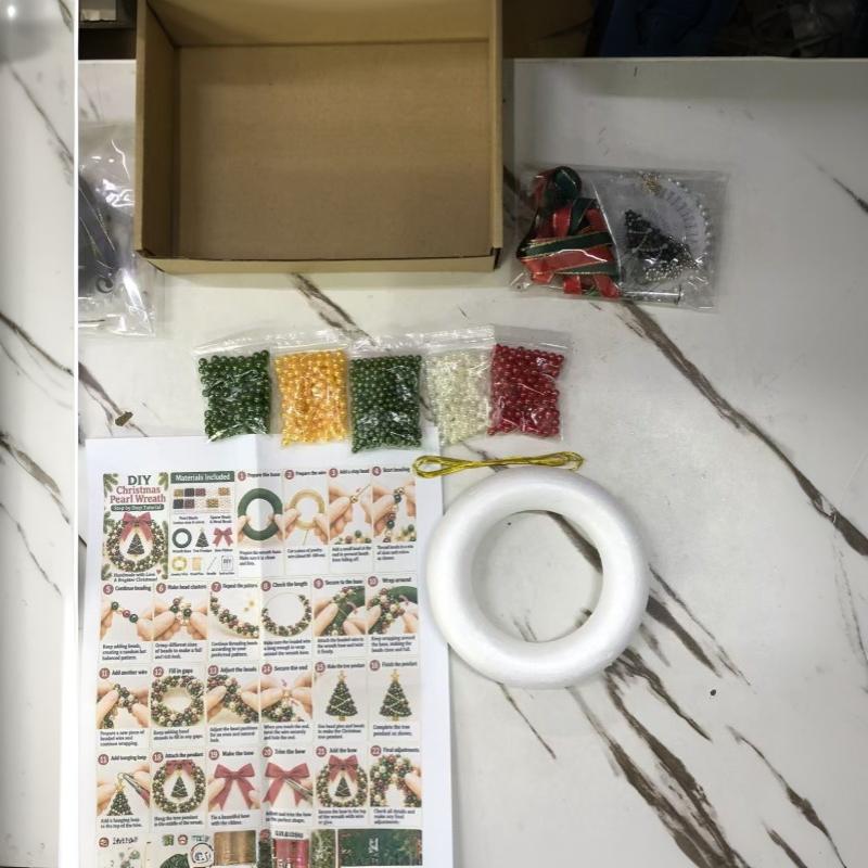 1 Set Funkelndes DIY Bastel-Weihnachtskranz-Set Material Selbstklebender Perlenkranz Perlen-Perlenkranz-Set Türdekoration