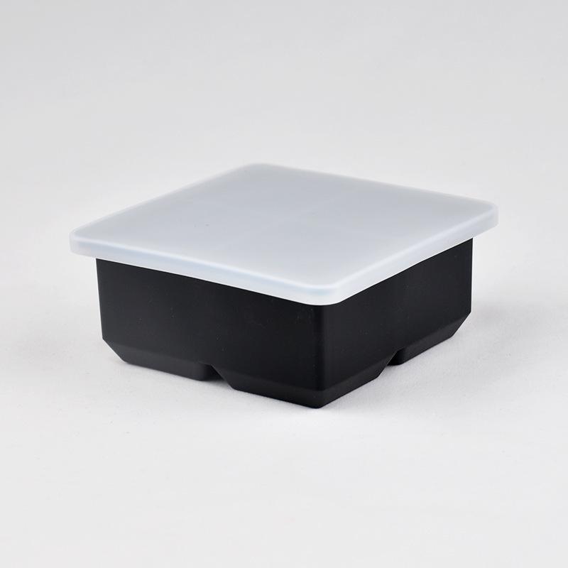 Popular Food-Grade Silicone Four-Grid Ice Cube Tray with Lid for Home Use