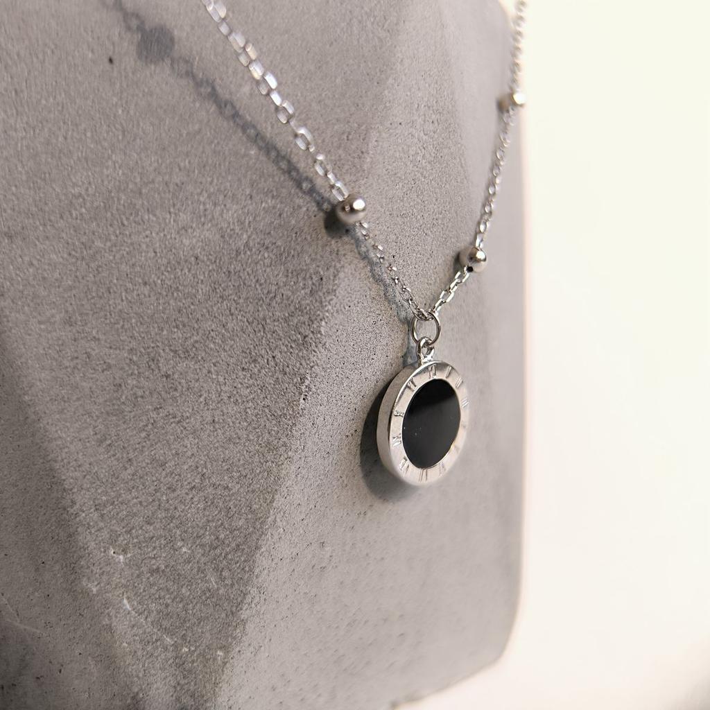 Silberne Halskette mit Emaille, Gewicht des Produkts 3,81 g (2190653)