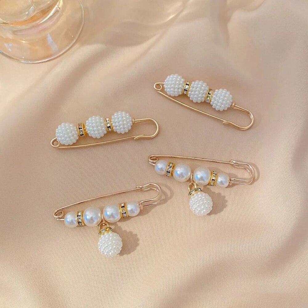 4PCS Waist Adjustment Uniform Clothing Extended Buckle And Waist Adjustment Buckle Pearl Broocated Fashion Decorative Accessorie