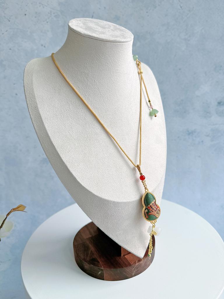 New Chinese Style Song Or Shu Brocade Gourd Pendant Necklace On The Neck Handmade Luxury Accessories Clothes Mulberry Silk 100%