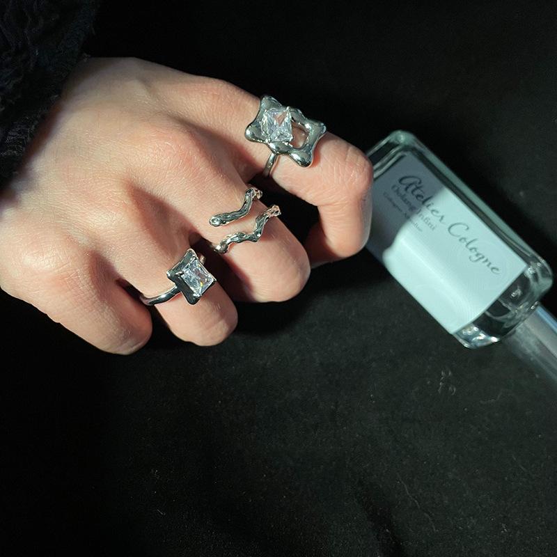 Niche Design High-Grade Irregular Zircon Light Luxury Wind Cold Wind Personality Trendy Cool Women'S Fashion Index Finger Ring