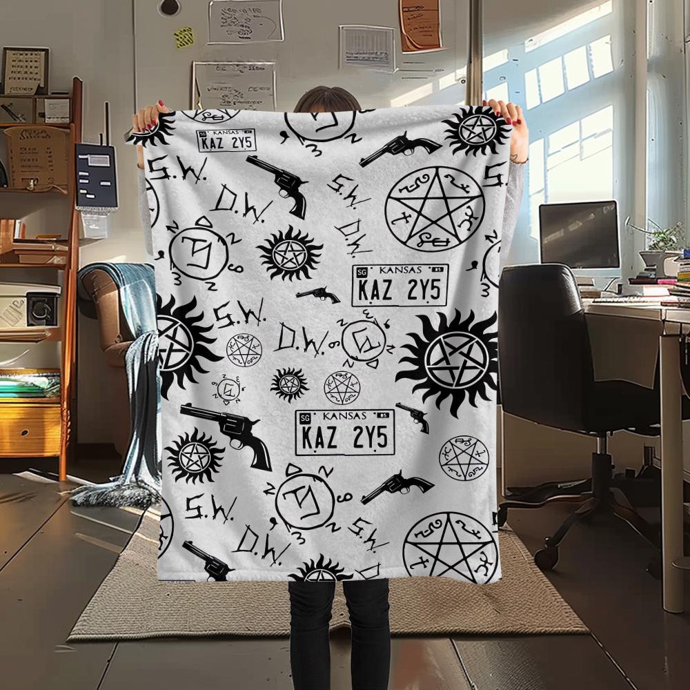 

1Pc Pentagram Supernatural Print Flannel Blanket, High quality Comfortable for All Seasons, Home Decor, Warmth and Comfort, Perfect for Gifts 80cm x 120cm
