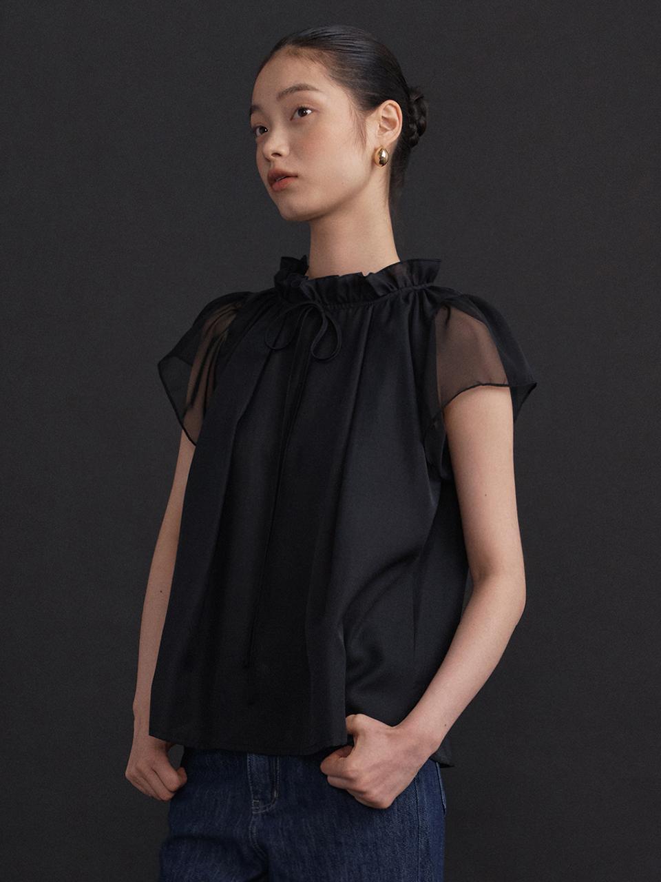 Ganiesong Pure Glossy Ribbon Blouse_Black Free
