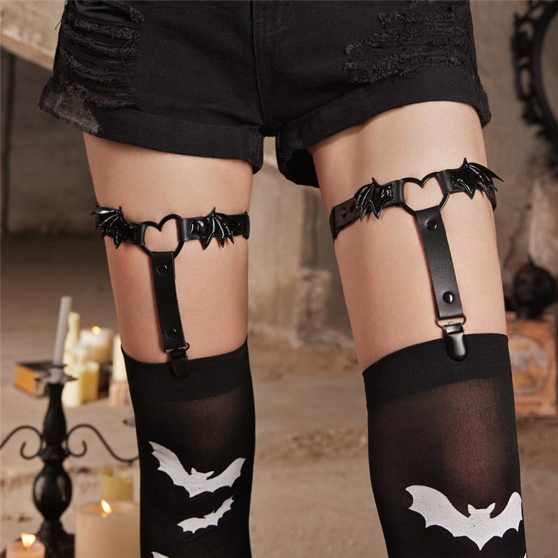 1Pair Women Gothic Heart Shape Thigh Garter With Bat Wing Punk Leg Garter Belt Anti-slip Stocking Clip Nightclub Party Leg Chain