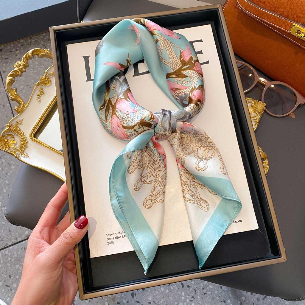 Zhang Ruonan Silk Scarf: Women's 2025 Spring/Summer Retro Neck Tie Accessory - High-End Small Square Neckerchief