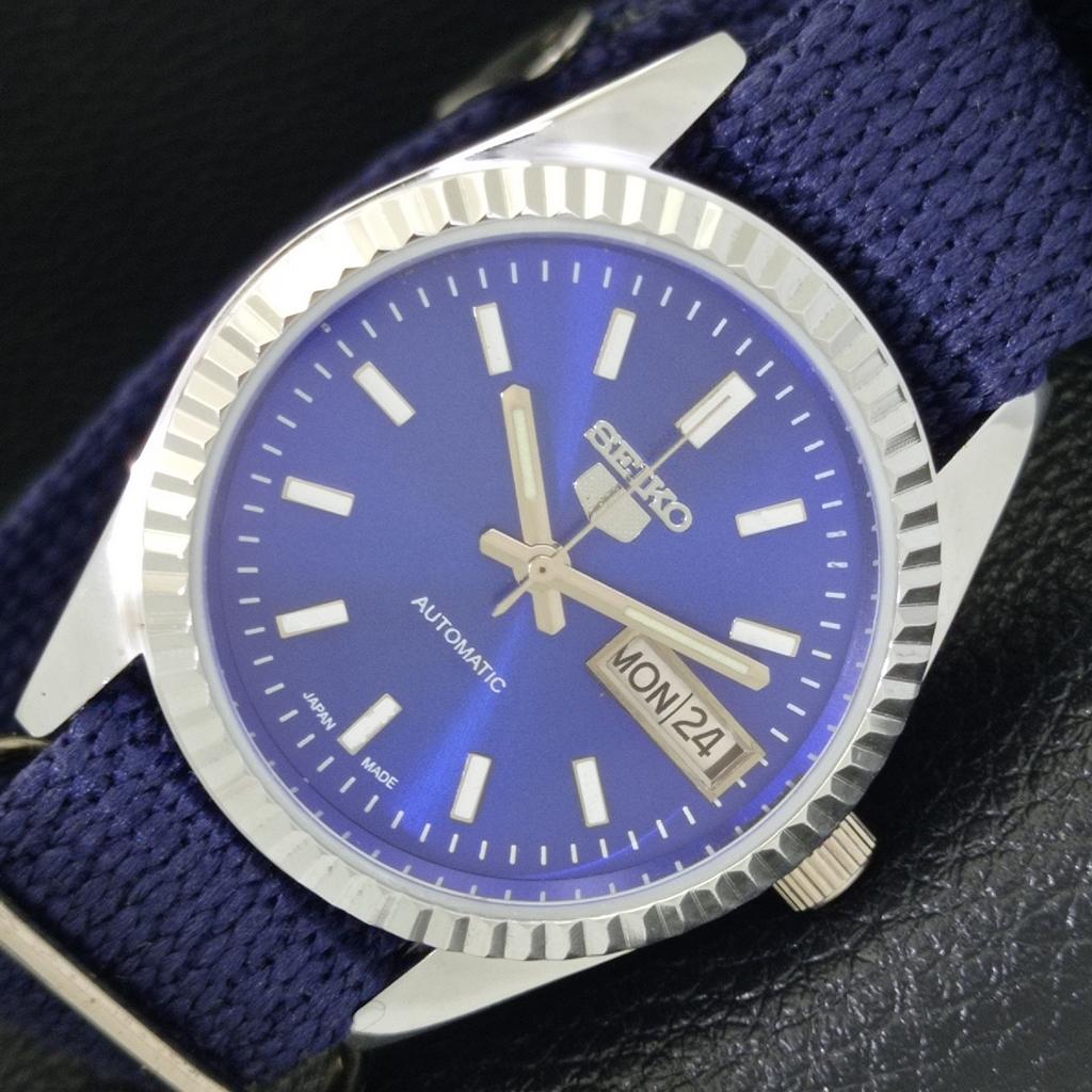 MENS VINTAGE SEIKO 5 AUTOMATIC REFURBISHED JAPAN BLUE COLOR DIAL WATCH a440594-4 Sk-a440594
