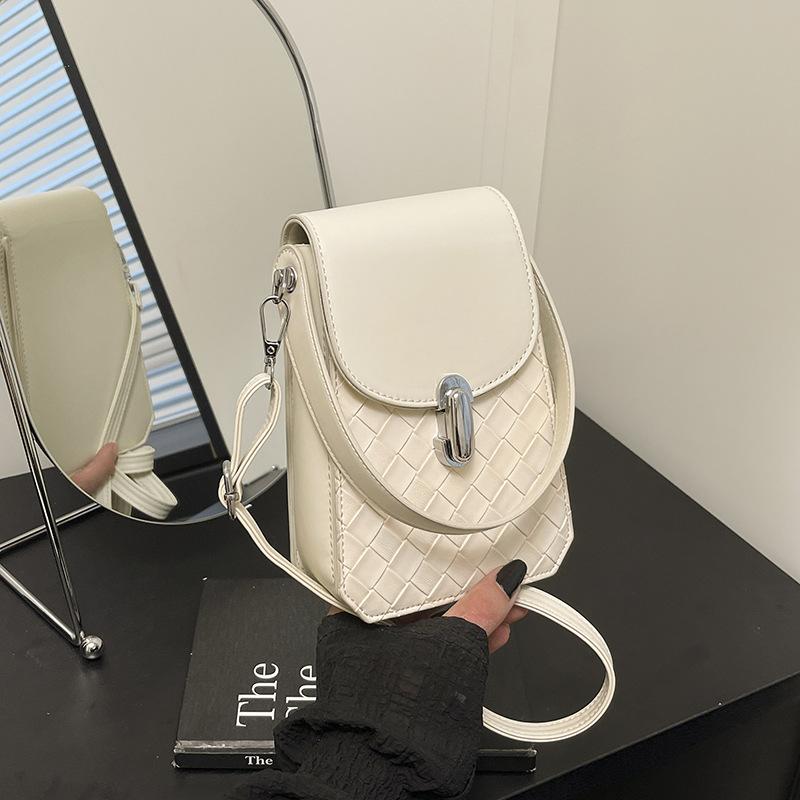 Today's popular bag women's new portable small square bag versatile messenger mobile phone bag small bag