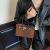 This Year's Popular Women's Bag 2025 Fashion Shell Shoulder Bag High-end Texture Niche Handbag Versatile Messenger Bag