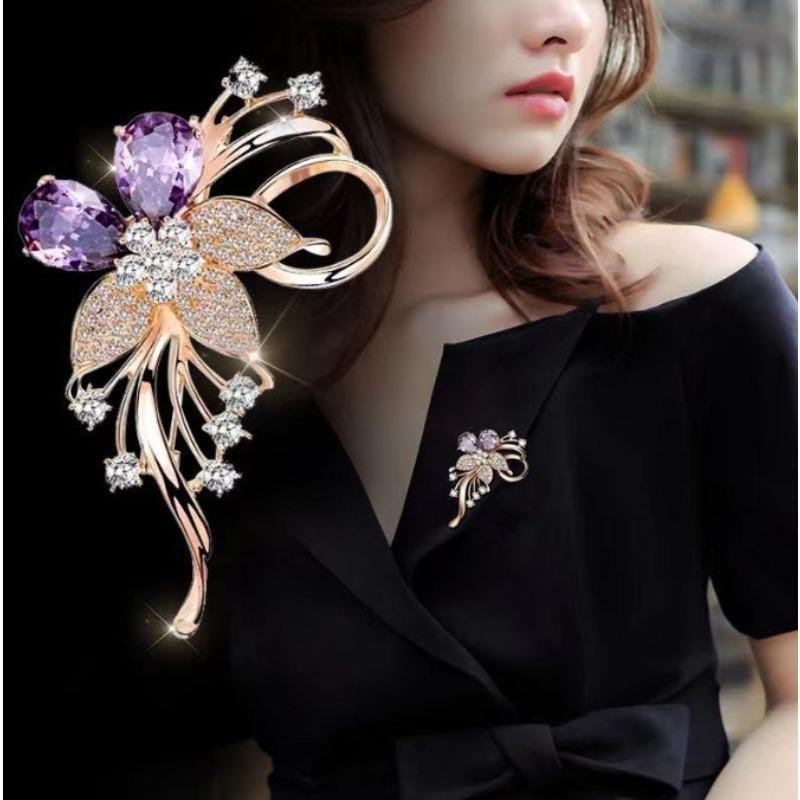 New Rhinestone Flowers Brooch Sophisticated Elegant Corsage High-end Sweater Pins for Sweater Coat Accessories