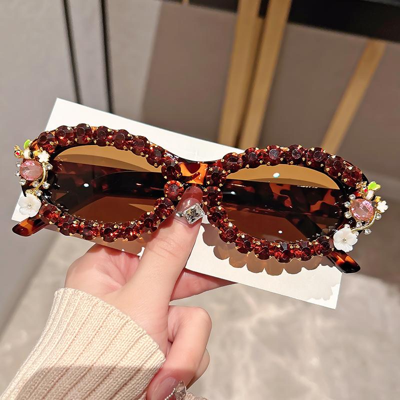 

Stylish Unisex Oval Fashion Sunglasses with Rhinestone & Pearl Accents - Brown Tinted Lenses White Frame Perfect for Parties
