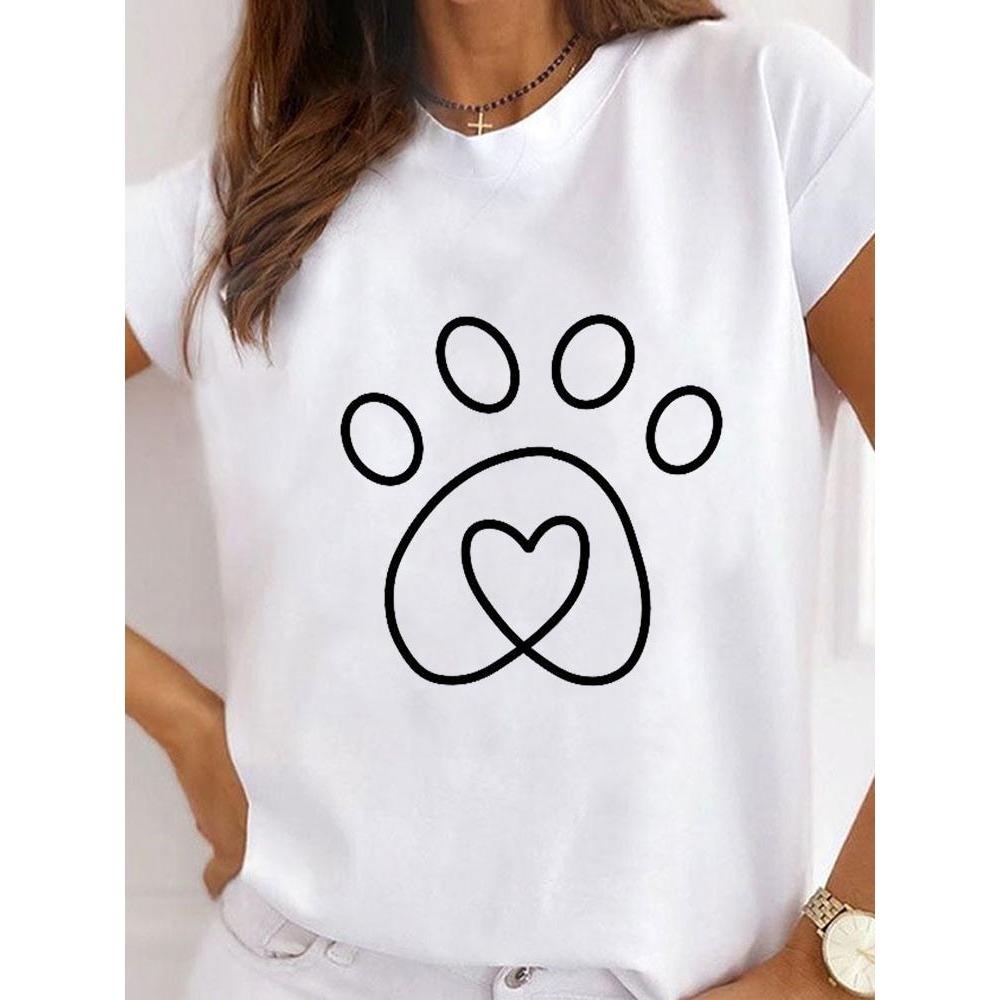 Short sleeved women's printed T-shirt with fashionable women's pattern