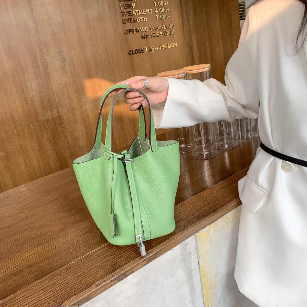 Damenhandtasche Togo-Leder Farbabstimmung Gemüsekorb Große Kapazität Handtasche Rindsleder Litschi-Muster Tasche Damen Kontrastfarbe Handtasche