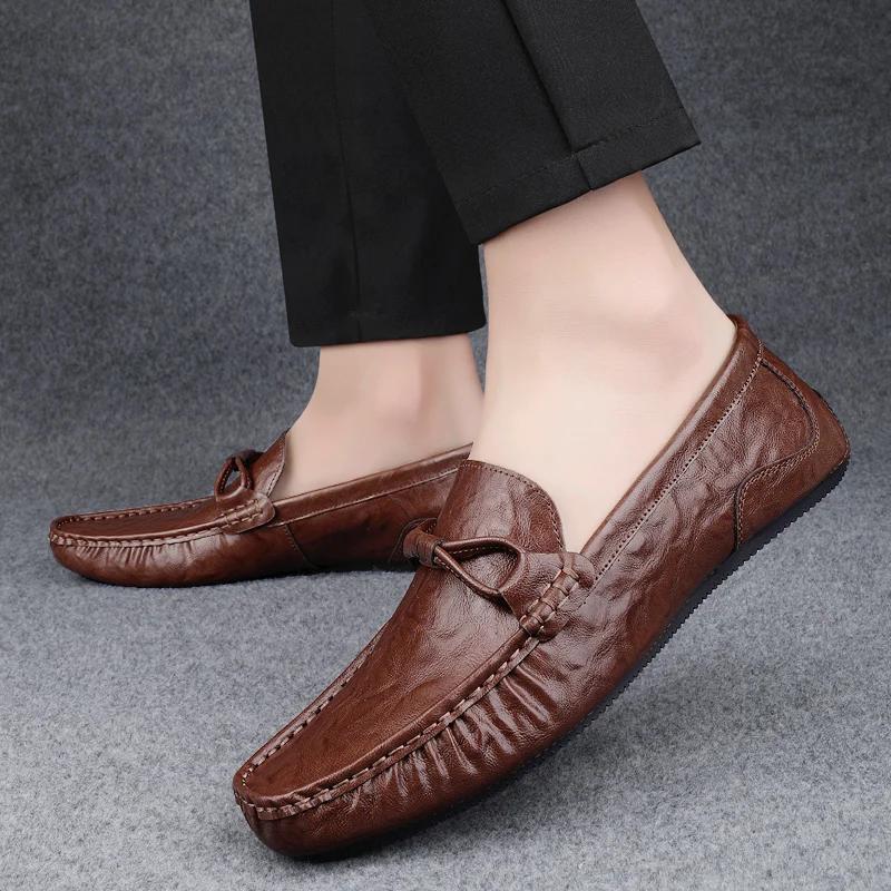 2025 New Flats Brand Mens Loafers High Quality Formal Casual Mens Business Formal Boat Shoes Soft Moccasins Leather Men Shoes