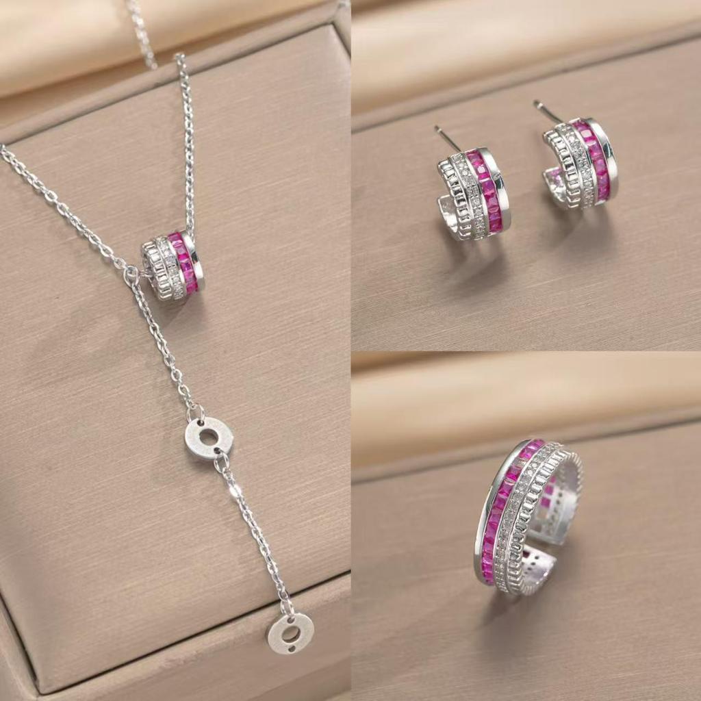 Set of Slim Waist Titanium Steel Women's Necklace - Inlaid Light Luxury Versatile Choker