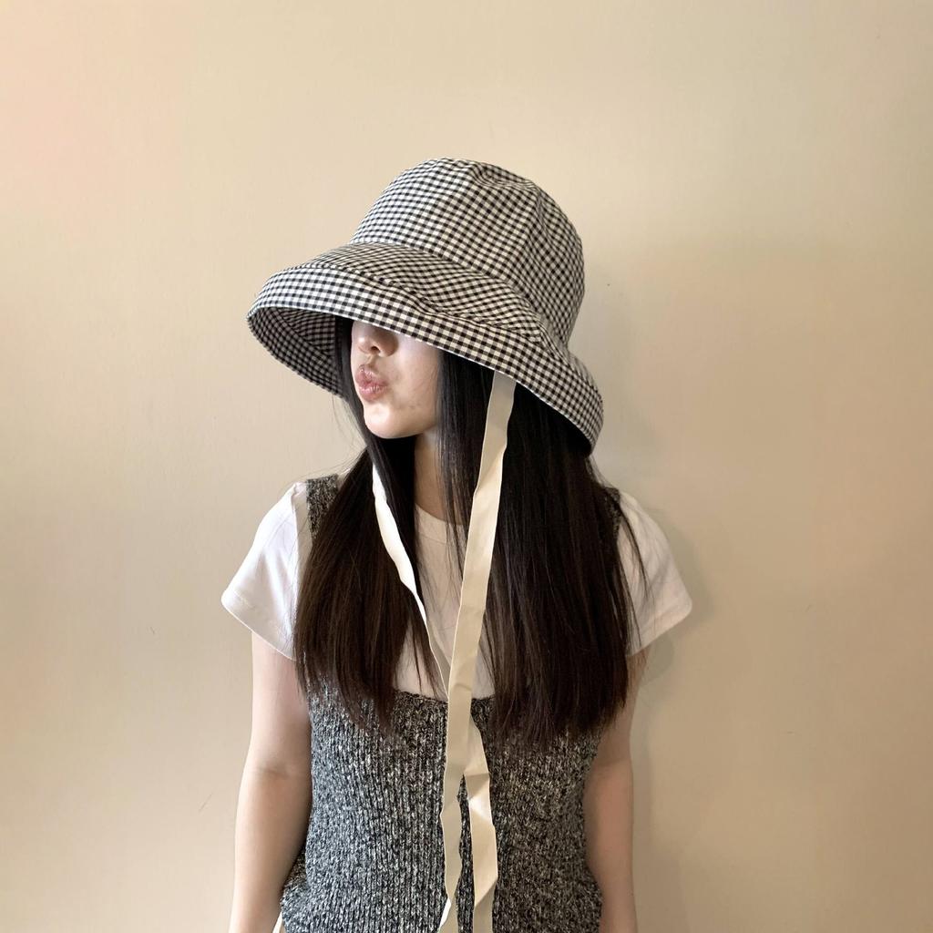 Small Fresh Plaid Bucket Hat Women's Spring and Summer Sunshade Sunscreen Big Eaves Lace Bow Streamer Literary Hat