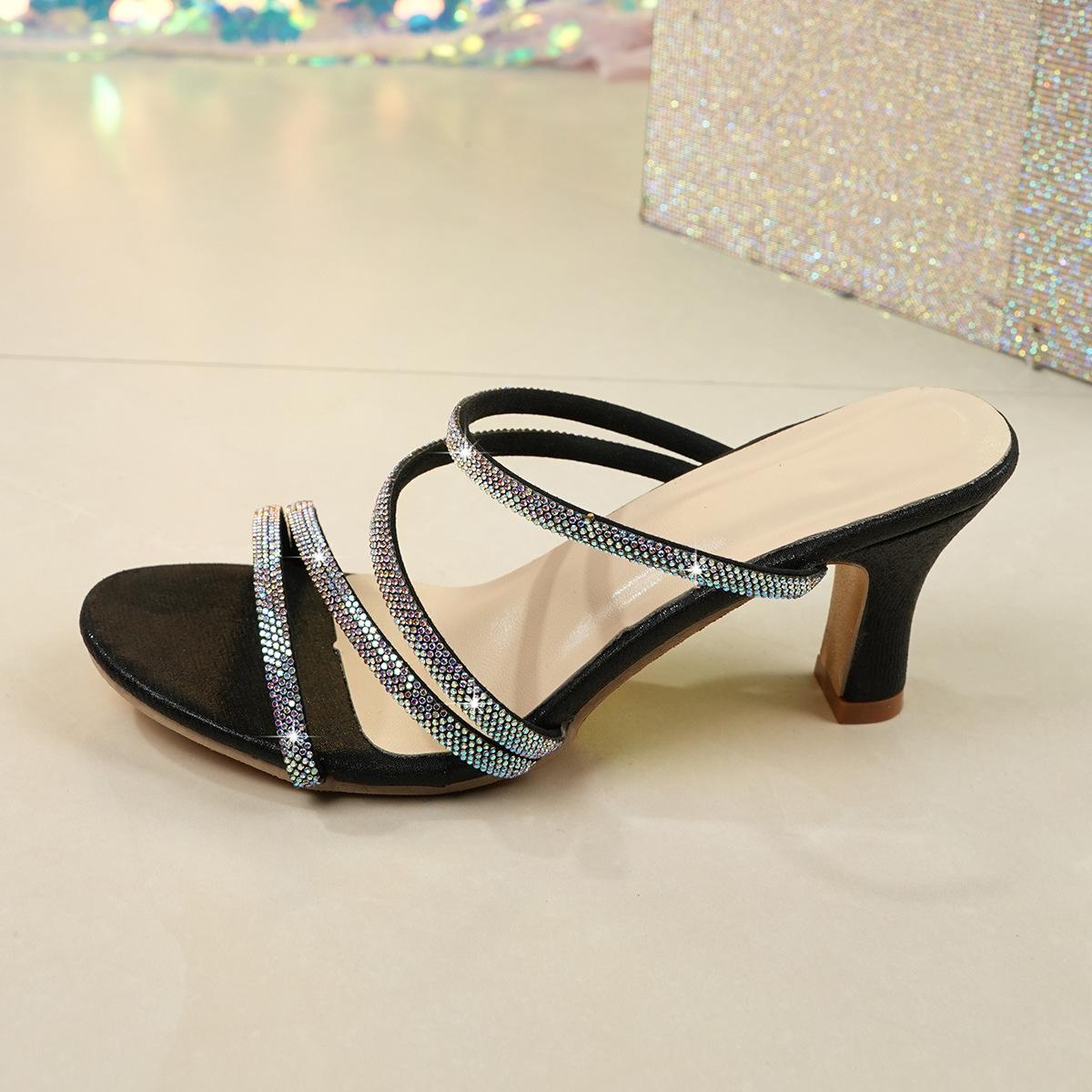 

Лето 2025 года, новый стиль, одно слово, модные женские тапочки большого размера на высоком каблуке с круглой головкой 43 чёрный