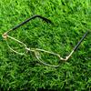 Business Titanium Alloy Rectangle Simple Style Hinge Exquisite Temples Anti-fatigue Reading Glasses +0.75 To +4