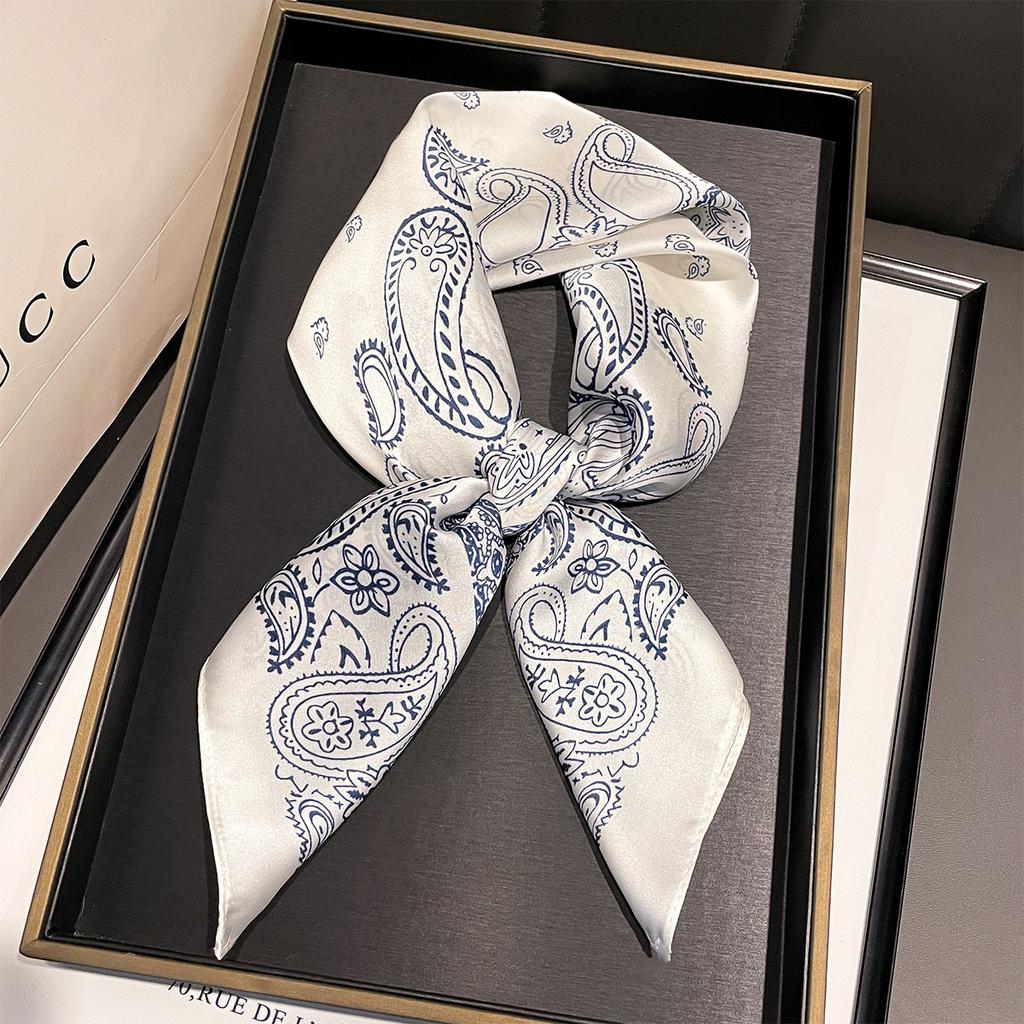 Luxury Square Scarf For Women Elegant Ladies Hijab Retro Print Neckerchief Bandanas Summer Soft Stain Faux Silk Scarves Shawl