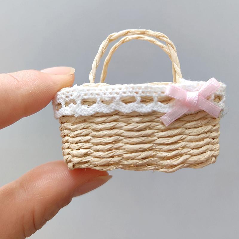 Dollhouse Hand Woven Rattan Basket Shopping Basket Straw Handbags Dollhouse Weaving Beach Bag For Dolls Miniature Decoration