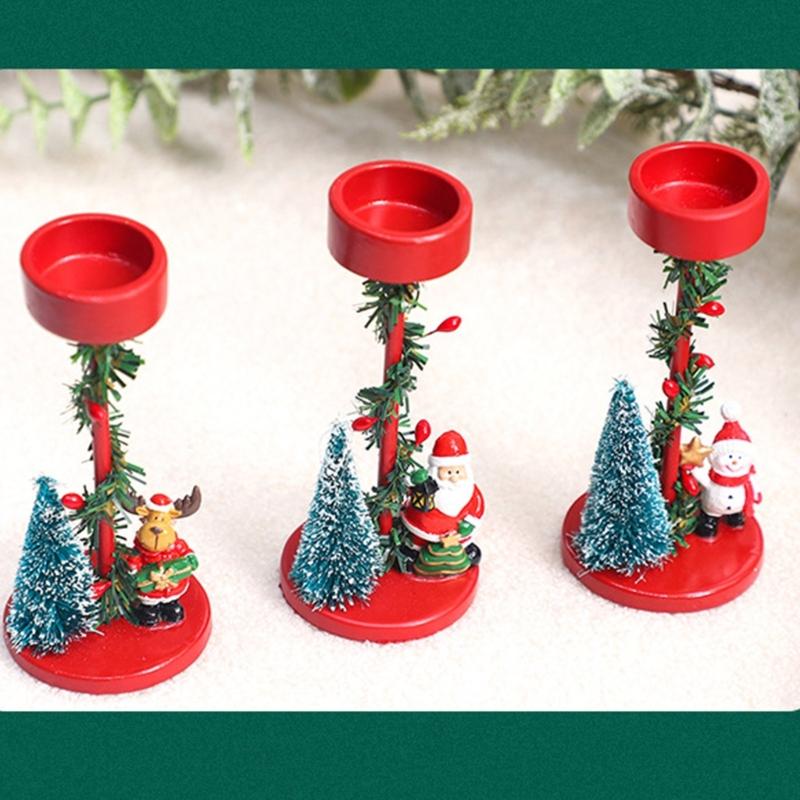 Elegant Christmas Themed Candle Holder Resins Constructions Candle Stand for Home and Office Decoration