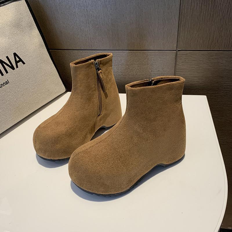 Retro Inner Height Increase Small Fashion Boots 2025 Autumn and Winter New Comfortable Versatile Thick-soled One-pedal Boots Women