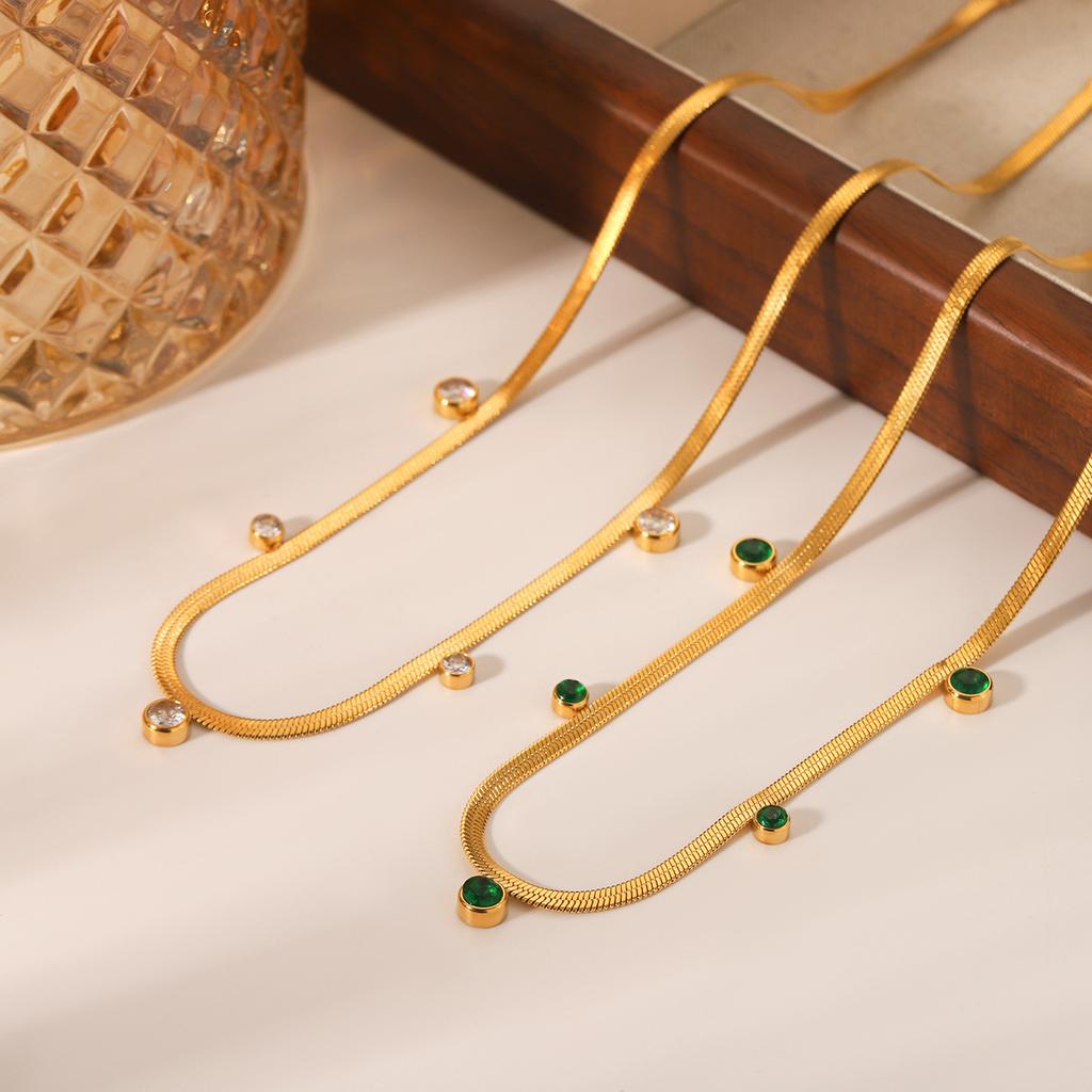 18K Gold Stainless Steel Snake Chain Necklace with Round Zircon, Women's Niche High-end Titanium Steel Clavicle Chain