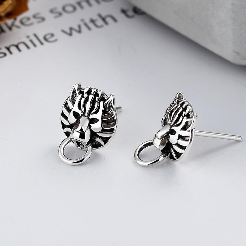 Sterling Silver Neutral Wind Stud Earrings Trendy Domineering Wolf Head Earrings Personalized Retro High-End Earrings Jewelry Batches