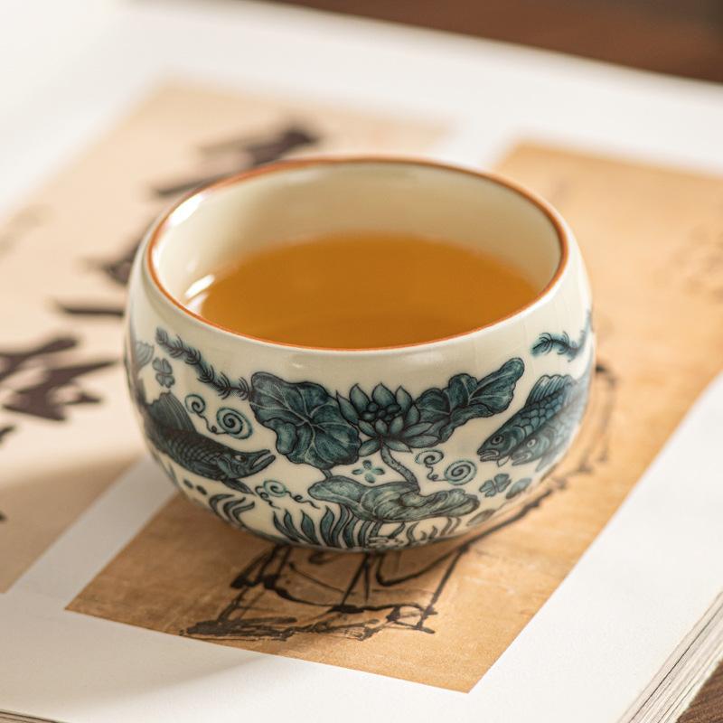 Hand Painted Ceramic Tea Cup Fish Algae Pattern Mouth Cup Chinese The Ancients Household Kung Fu Tea Cup Set Teaware Ceremony
