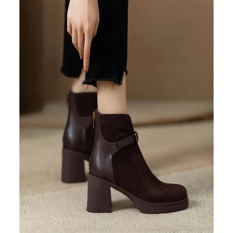 Fashion Comfortable Leather Thick Bottom Rough Heel Spliced Tube Fashion Boots Women's Autumn/winter Style Zipper Matte Heel Boots