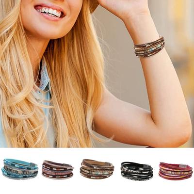Bohemia Mehrschichtiges Armband aus Kunstleder im Ethno-Boho-Stil, handgefertigter Mädchen-Manschettenarmband-Schmuck