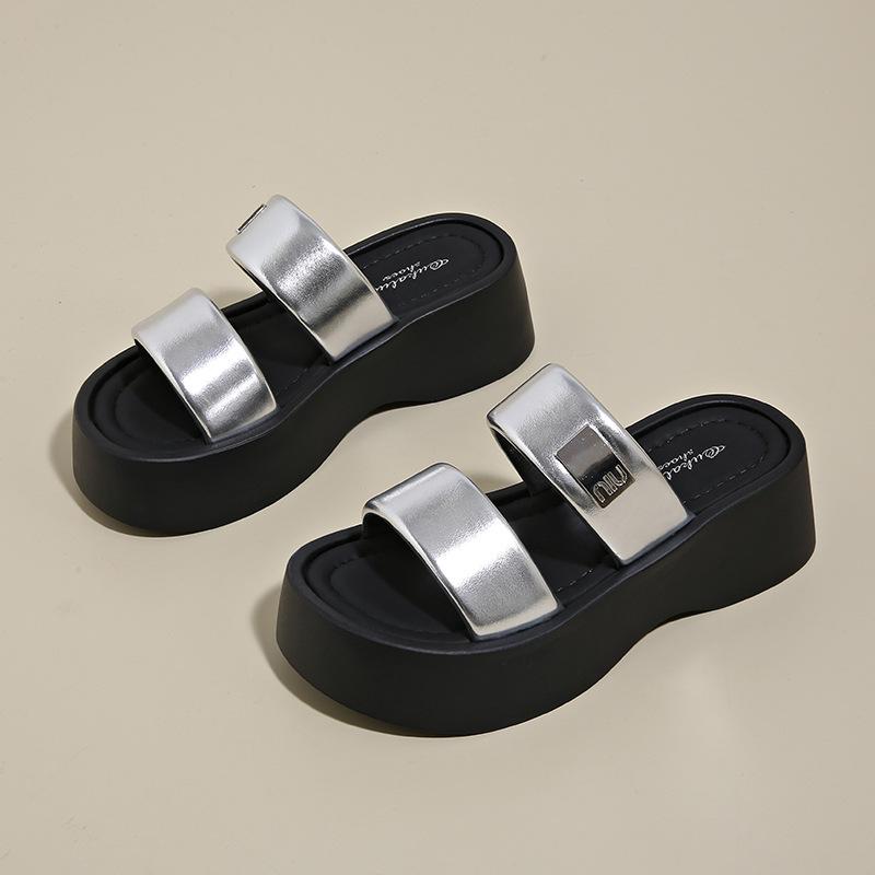 Stepping On Shit Muffin Thick Bottom Beautiful Cool Slippers Women's Summer 2025 New with Skirt Super Fire Beach One-word Drag Outside Wear