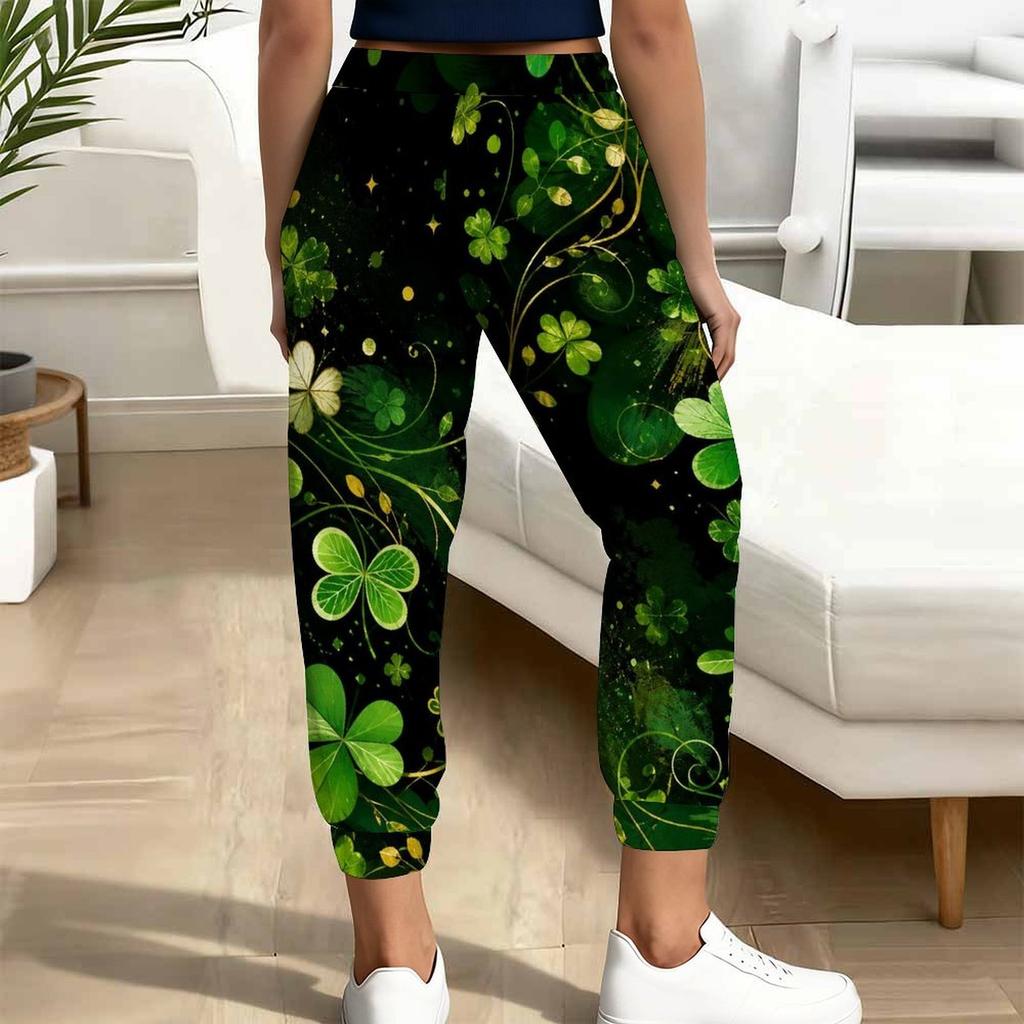 Women Plus Size Clover Printed Drawstring Waist Cuffed Ankle Jogger Pants With Side Pockets