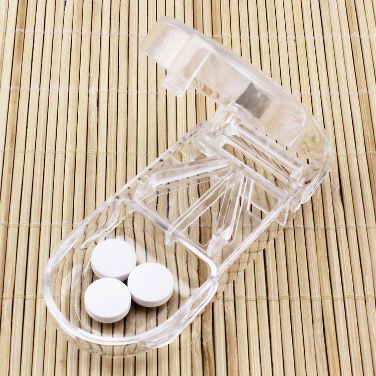 Portable 8 Compartment Sealed Pill Box Moisture Resistant Dispensing Pill Box One Week Travel Pill Dispensing Pill Box