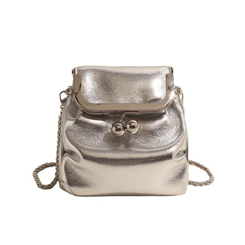 Premium soft leather niche design bag women's new fashion lightweight shoulder bag mini messenger mobile phone bag