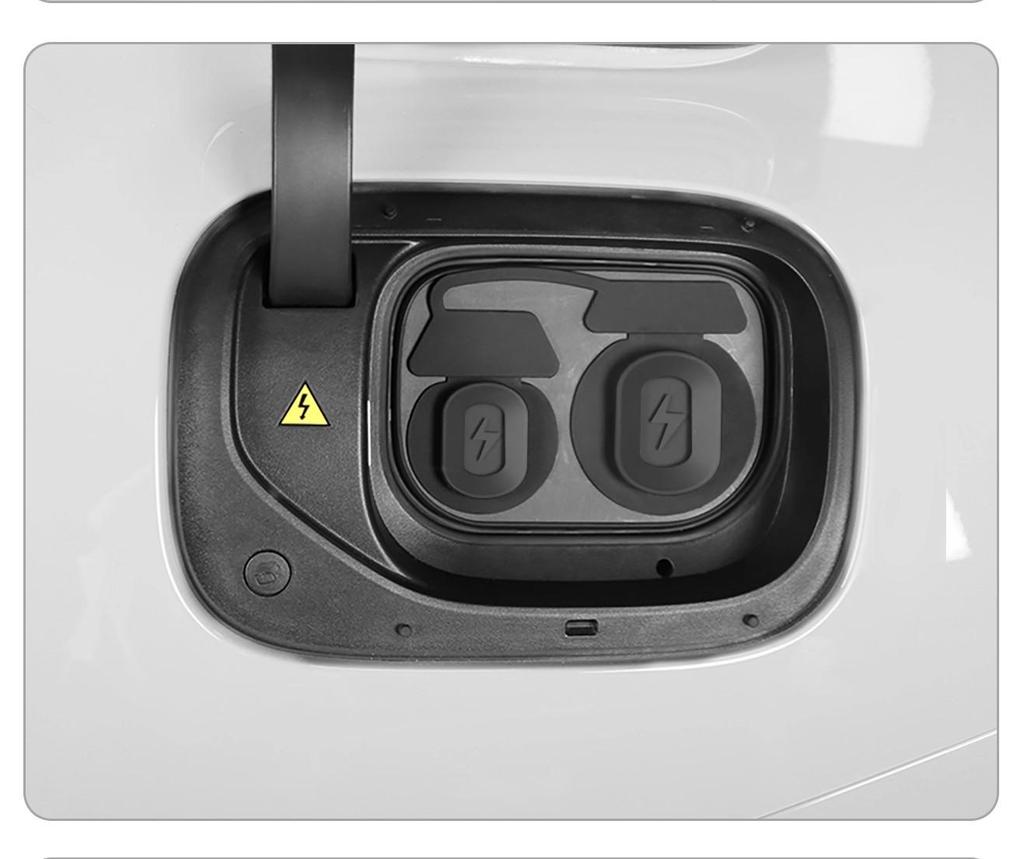 Xiaomi SU7 Magnetic Waterproof Silicone Charging Port Protector