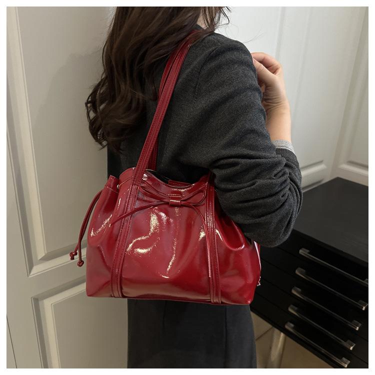 Drawstring Bow Commuting Armpit Tote Bag Large Capacity Versatile Shoulder Bag Temperament Women's Bag